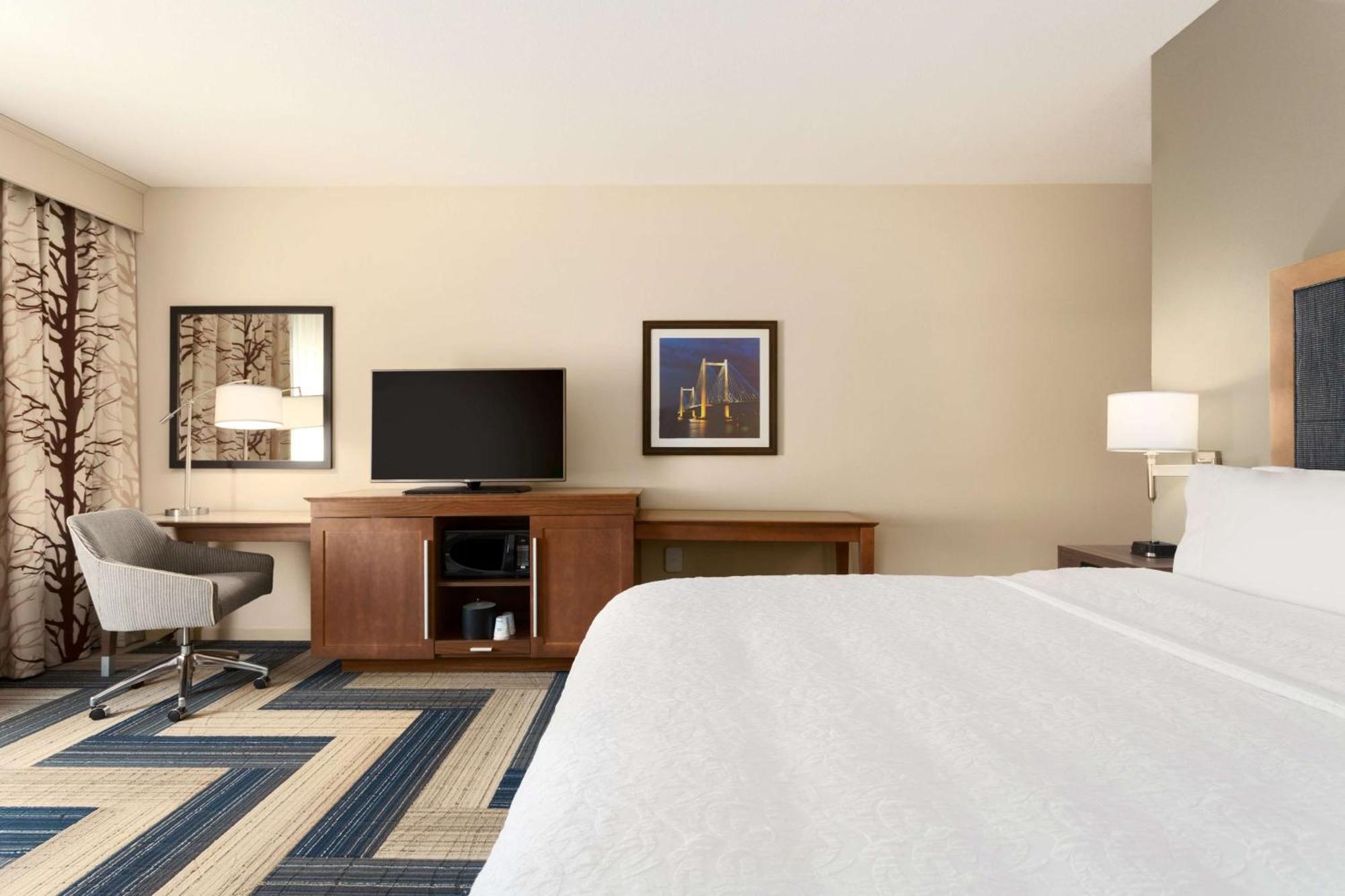 Hampton By Hilton At Southridge Hotel 3*