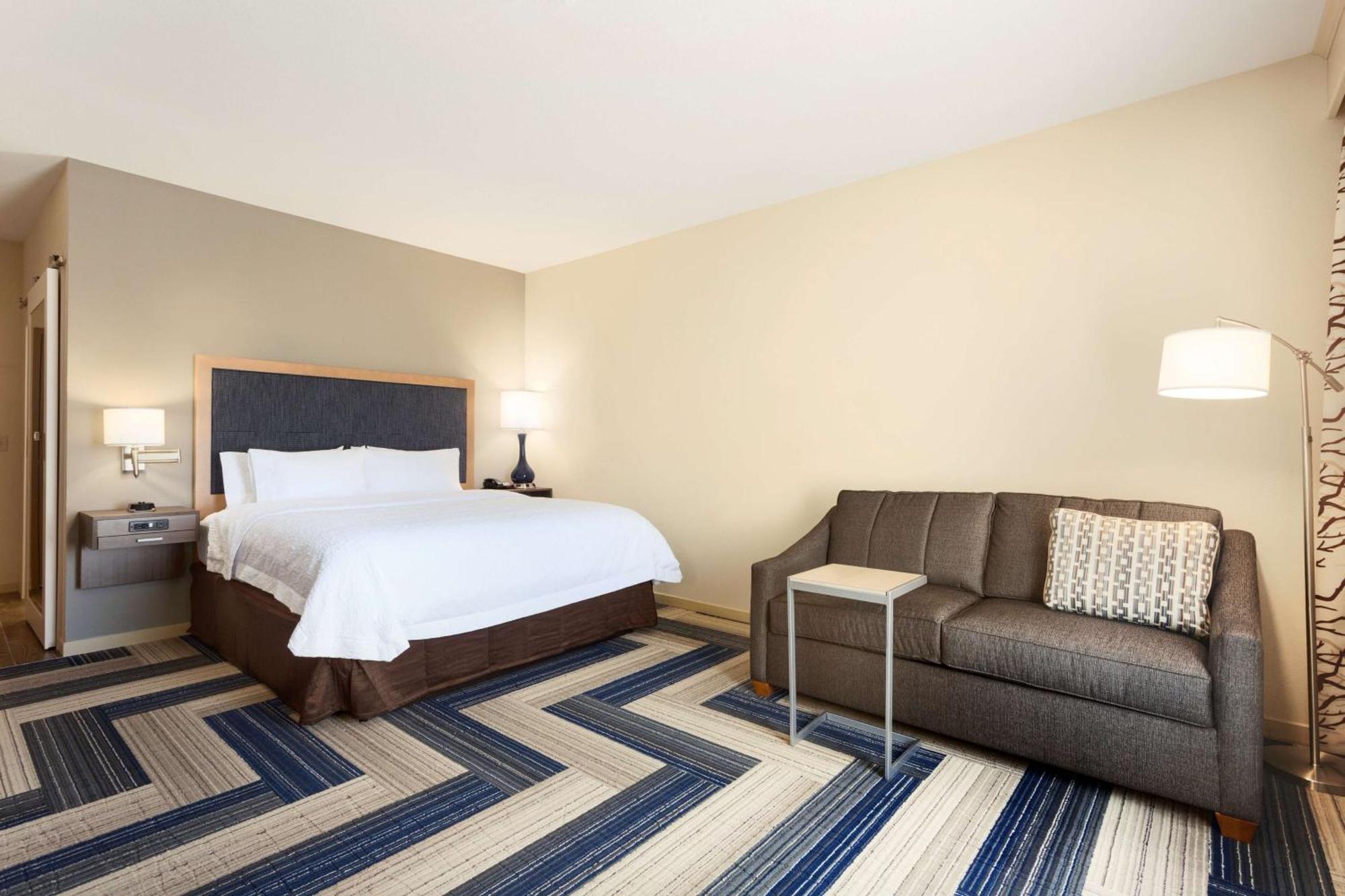 Hotel Hampton By Hilton At Southridge